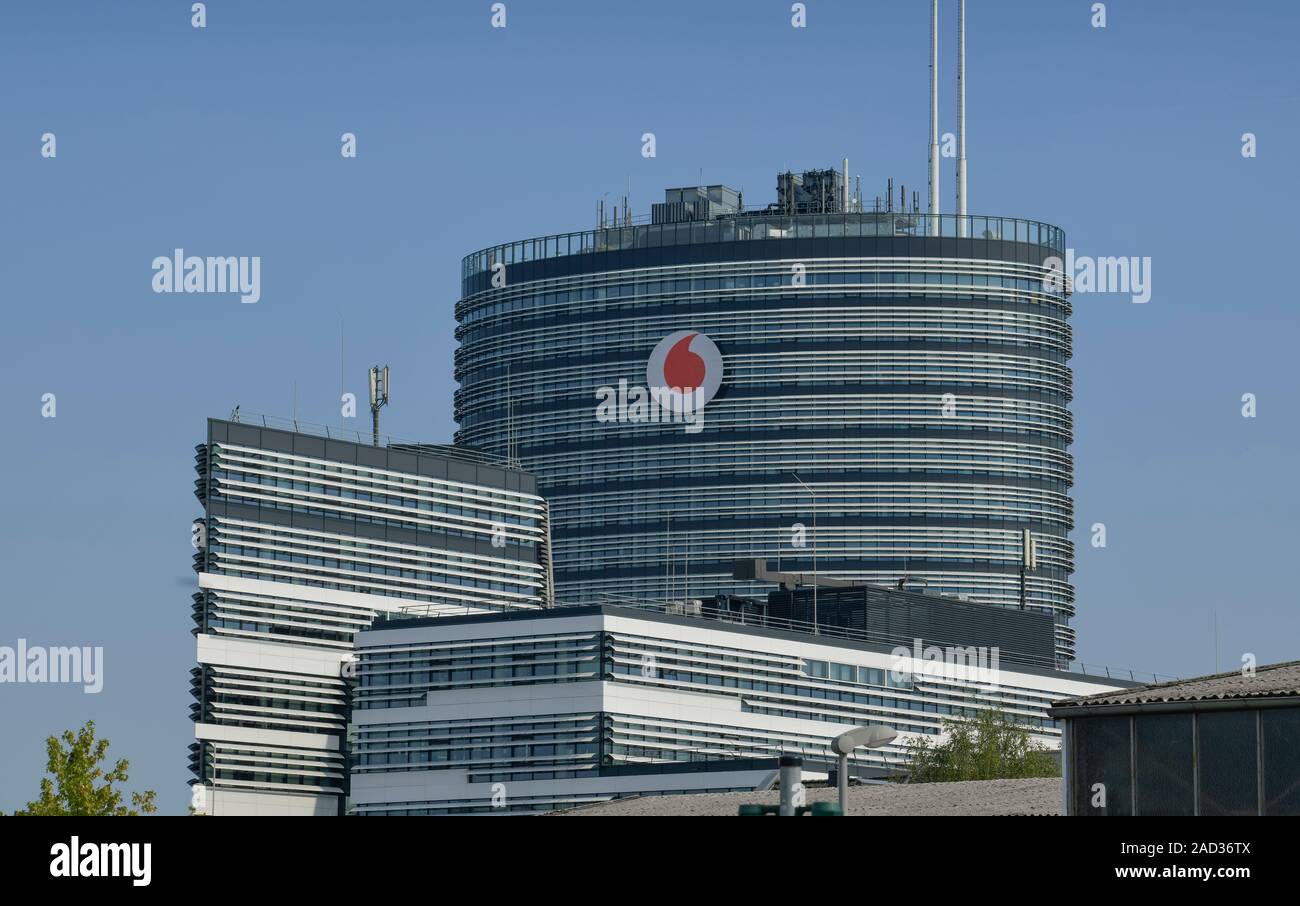 Vodafone Deutschlandzentrale, Ferdinand-Braun-Platz, Düsseldorf, Nordrhein-Westfalen, Deutschland Stock Photo