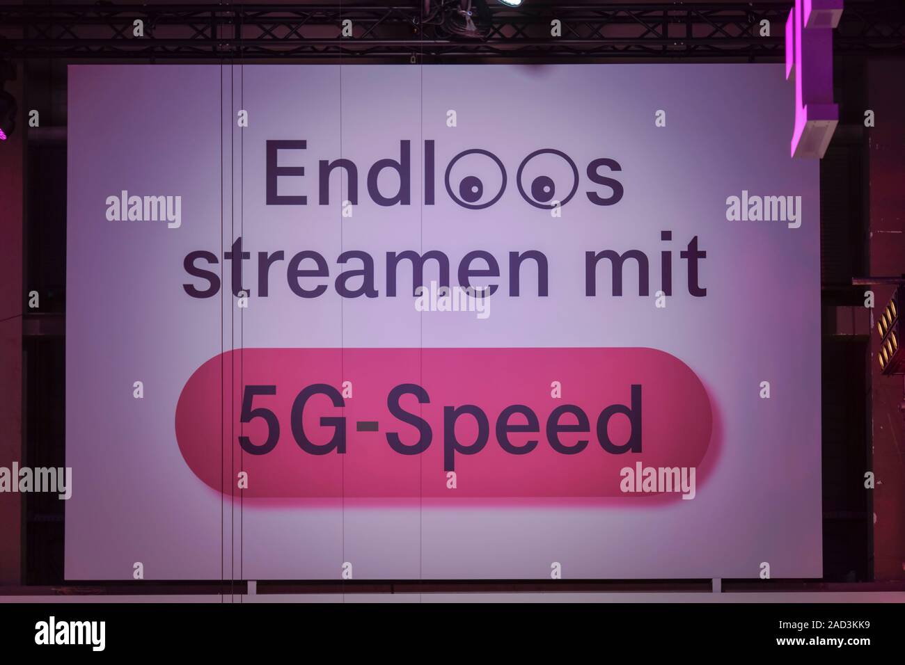 Mobilfunk 5 G, Deutsche Telekom, Internationale Funkaustellung, Berlin 2019, Deutschland Stock Photo