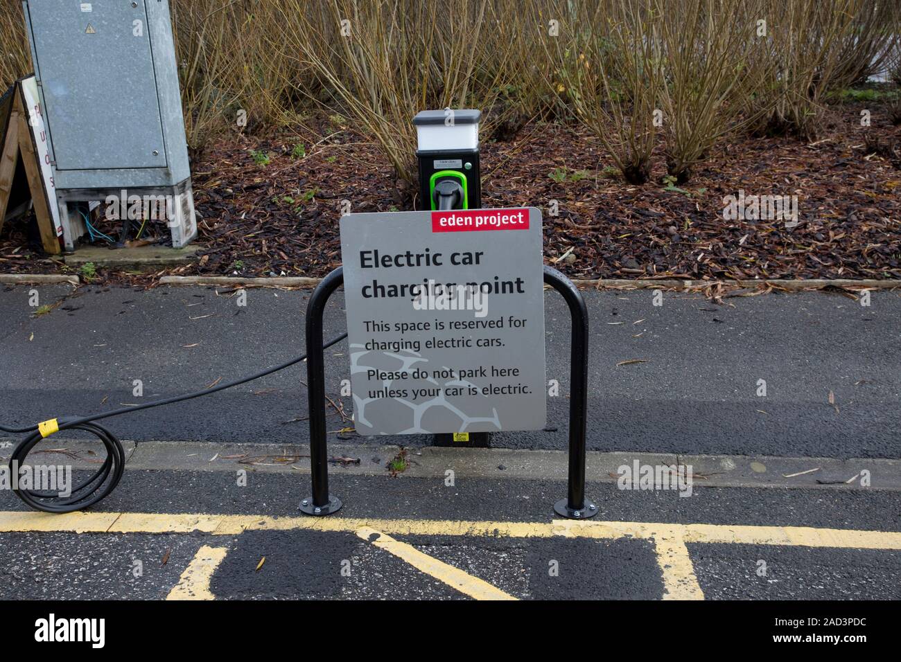 Electric car charging point hires stock photography and images Alamy