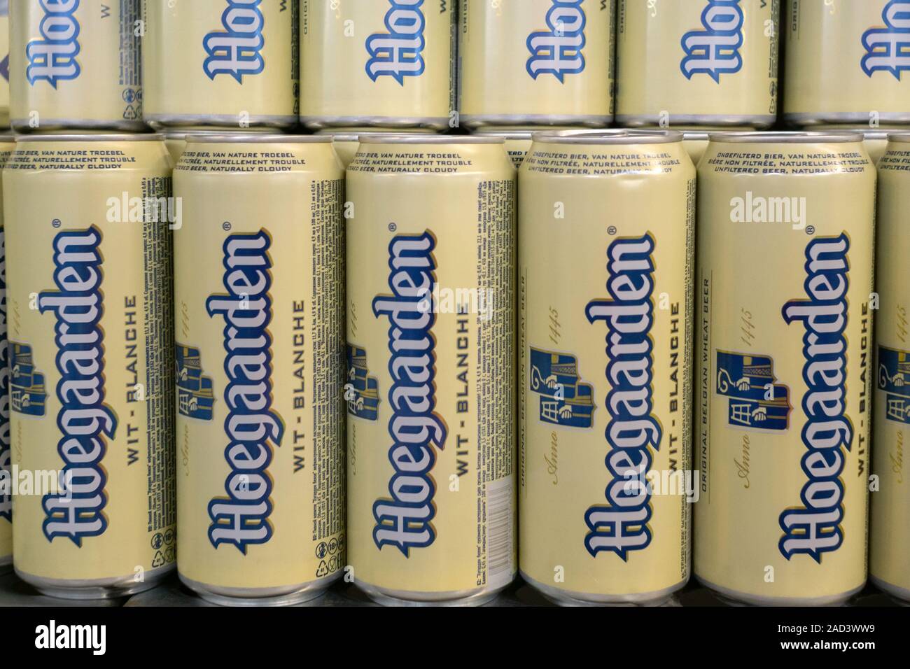 Bottle glass hoegaarden white beer hi-res stock photography and images ...