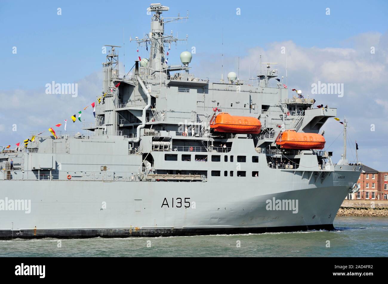 AJAXNETPHOTO. 6TH JUNE, 2015. PORTSMOUTH, ENGLAND. - RFA SHIP ARRIVES - RFA ARGUS PRIMARY CASUALTY RECEIVING SHIP (PCRS). PHOTO:TONY HOLLAND/AJAX REF:D150606 38414 Stock Photo