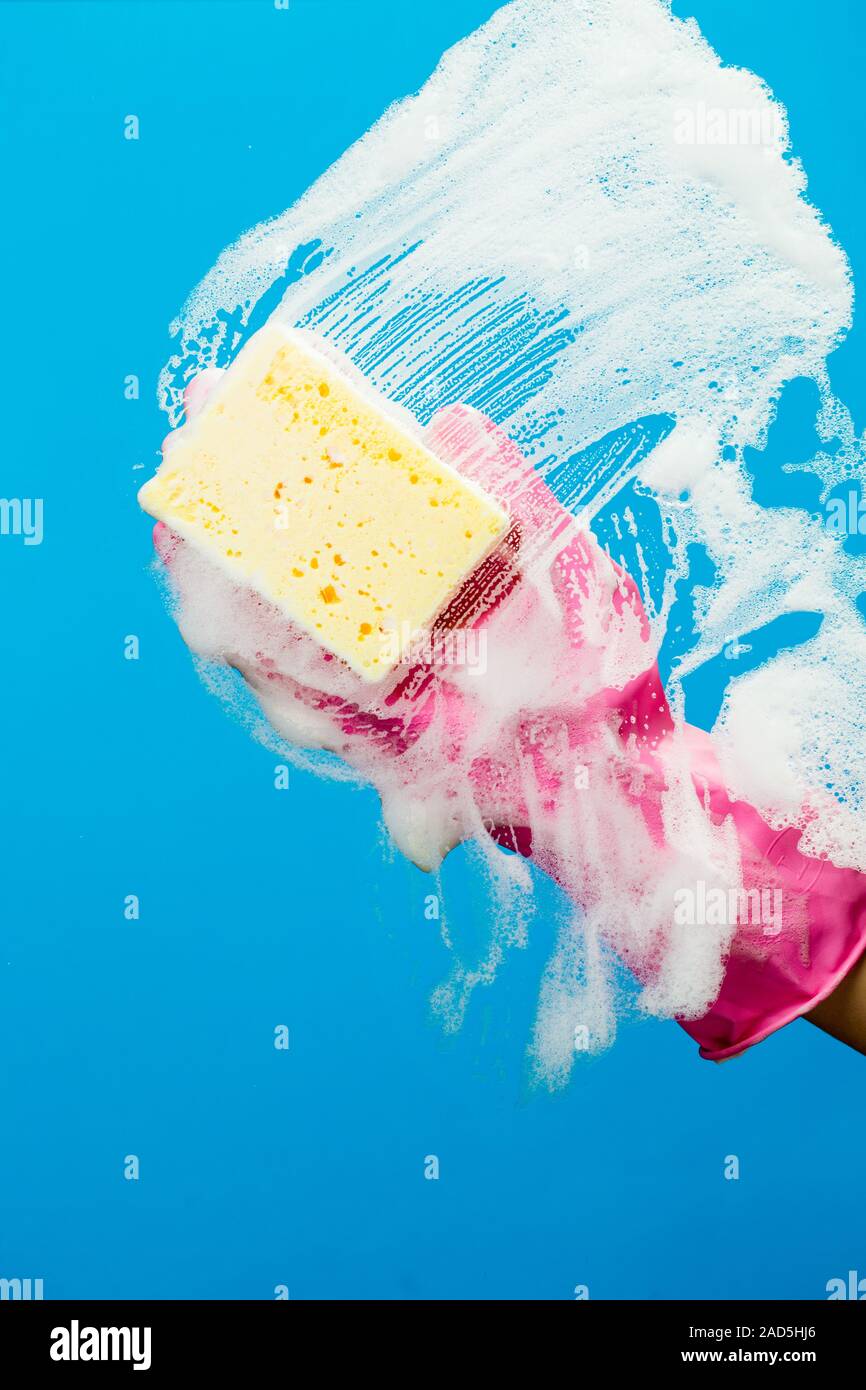 Washing window with soap and sponge Stock Photo Alamy