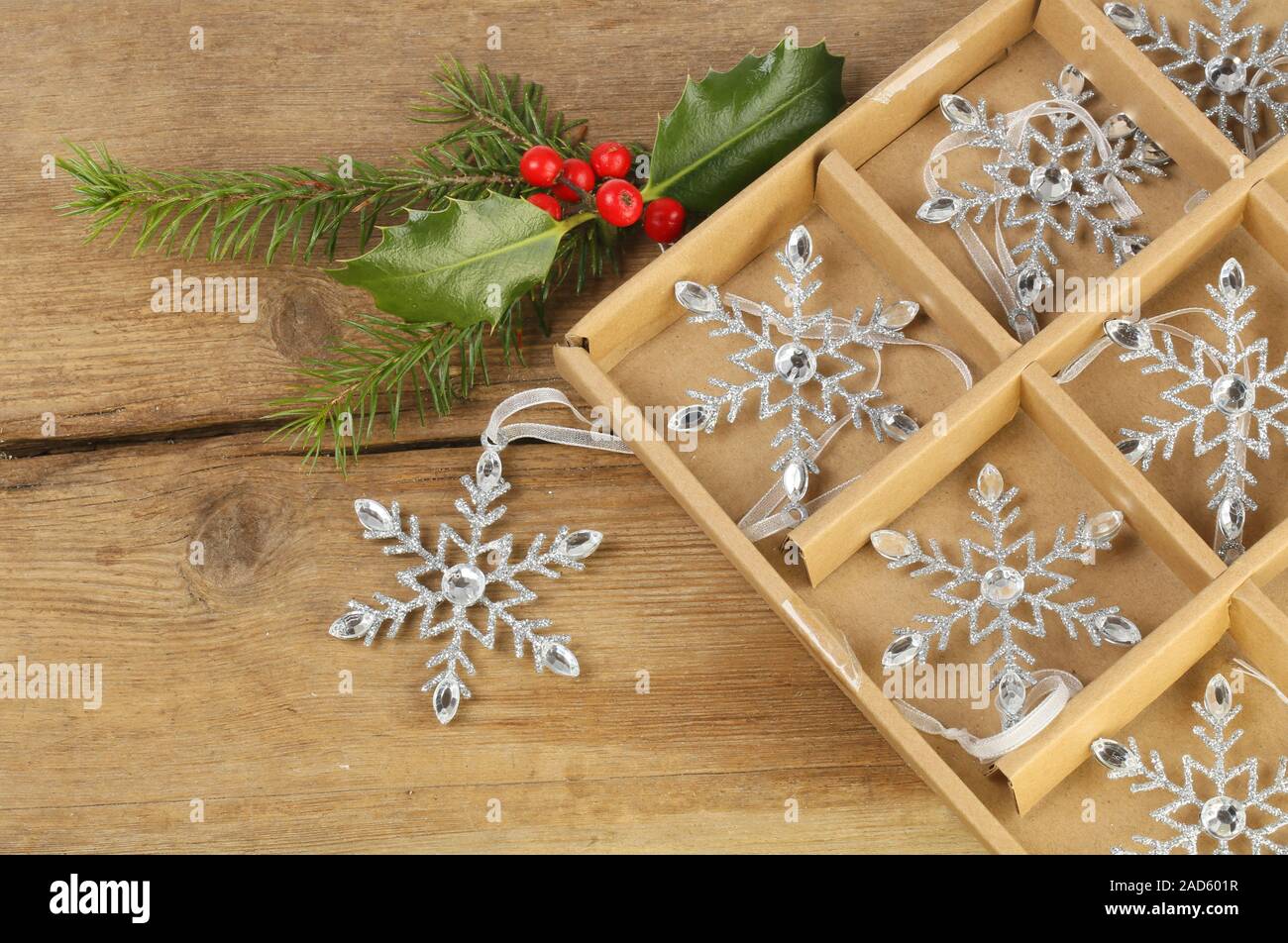 Jewelled Snowflake Christmas Decorations In A Box With Holly And