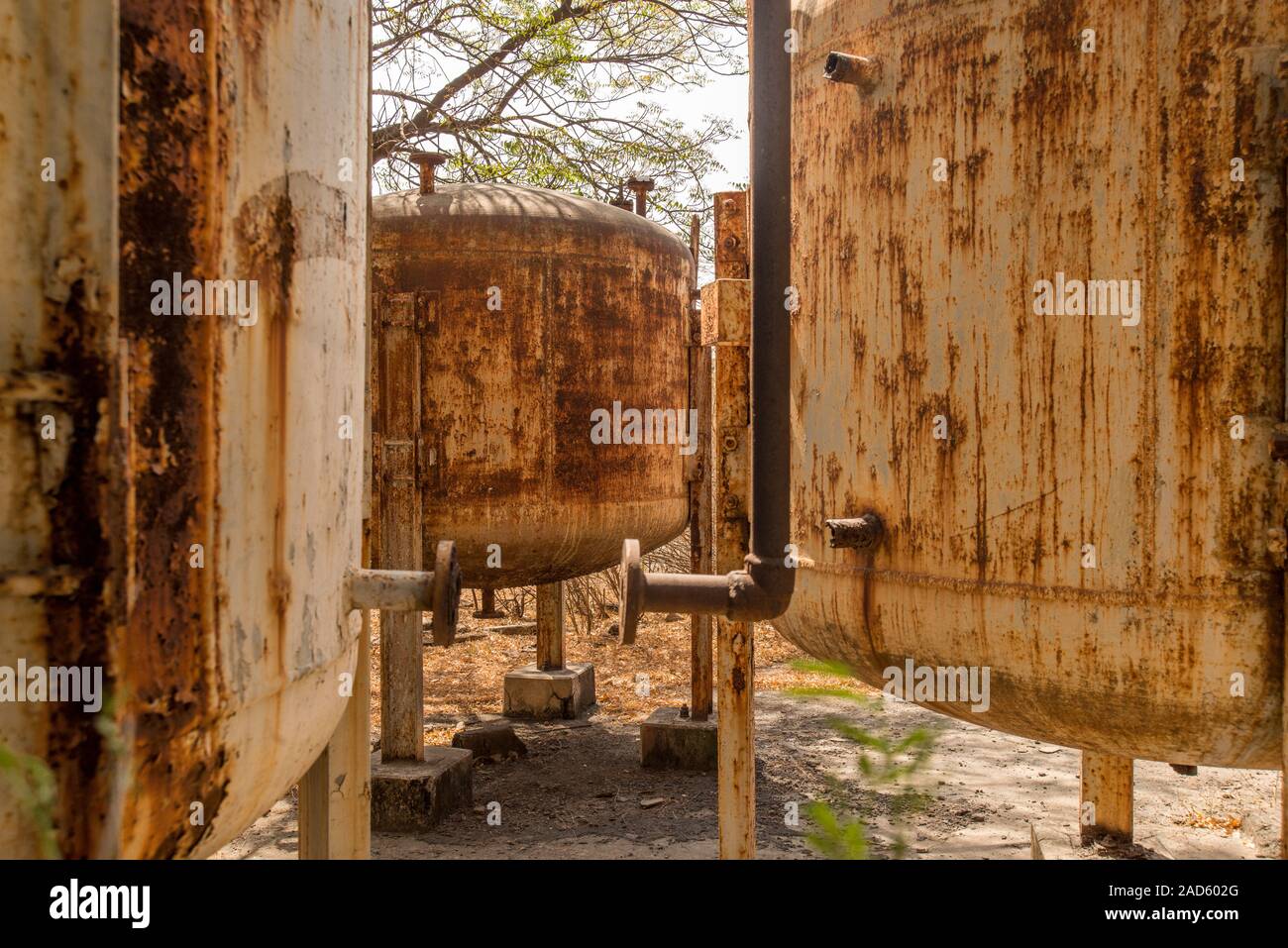 Ucil Factory Union Carbide Chemical Plant, Bhopal, India Stock Photo - Alamy