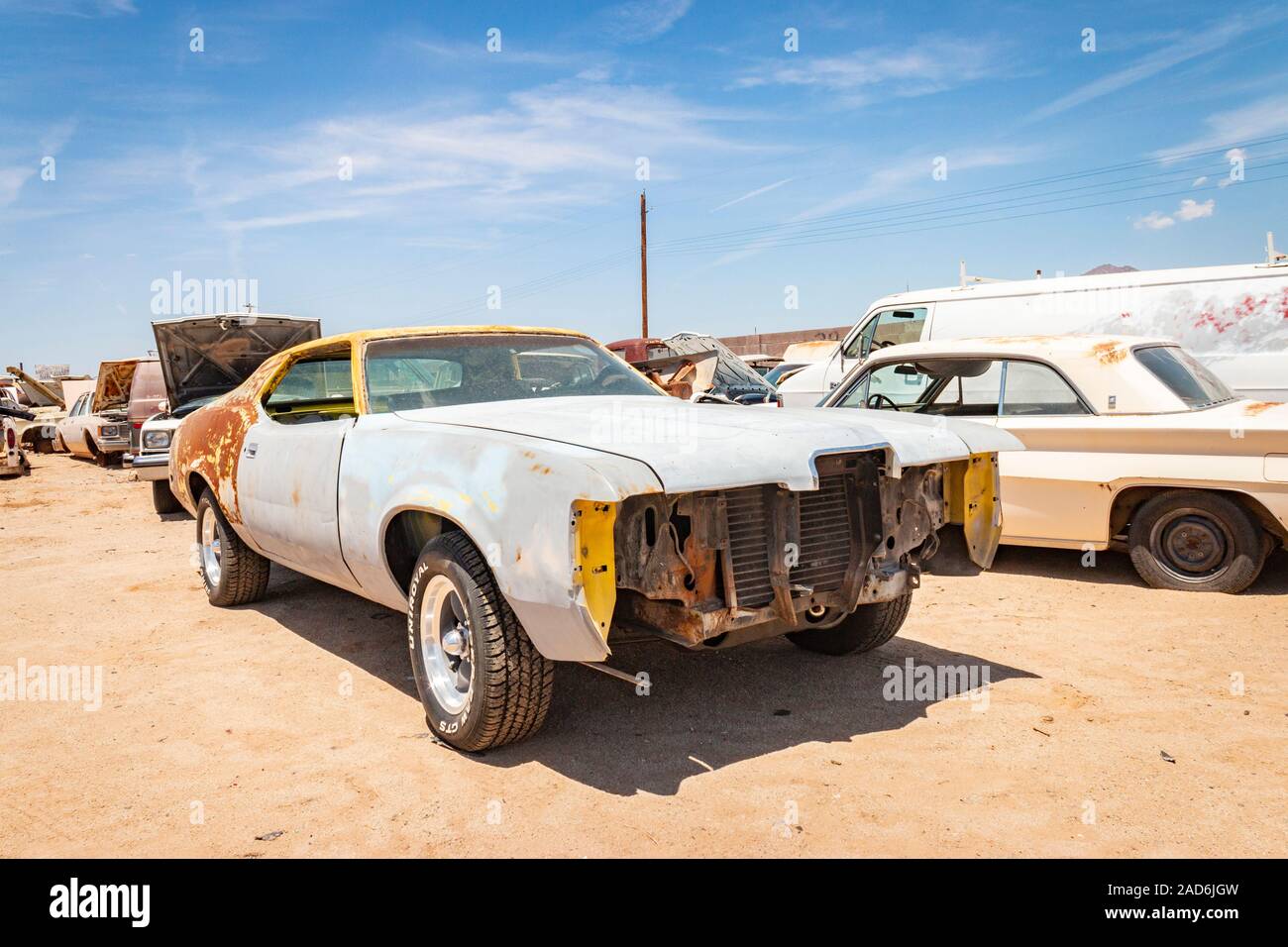 Old trucks arizona junk yard hi-res stock photography and images - Alamy