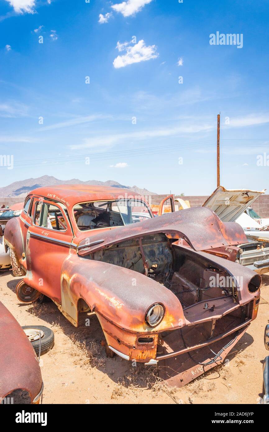 Old trucks arizona junk yard hi-res stock photography and images - Alamy