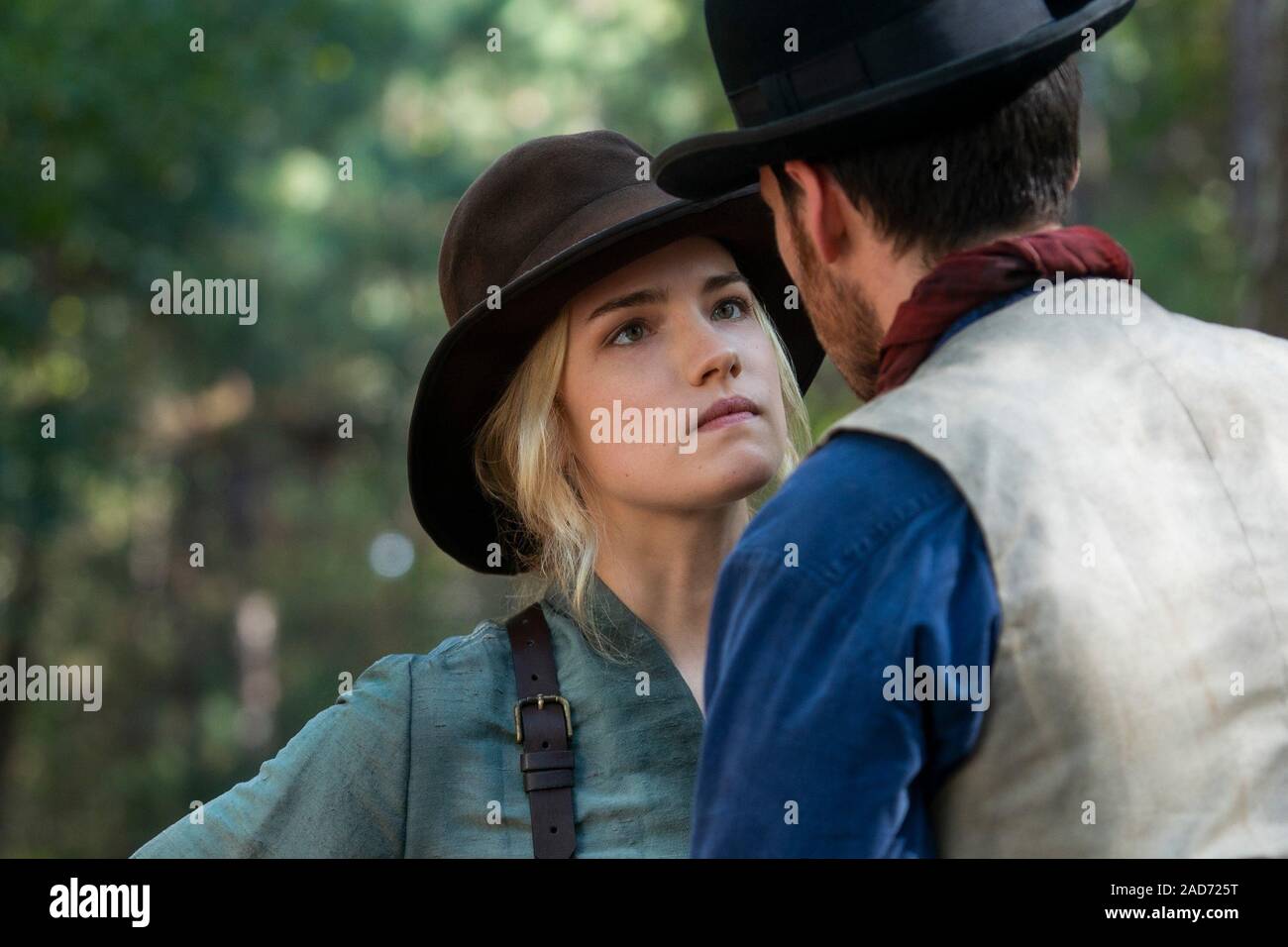 DOLLY PARTON'S HEARTSTRINGS, from left Willa Fitzgerald, Colin O