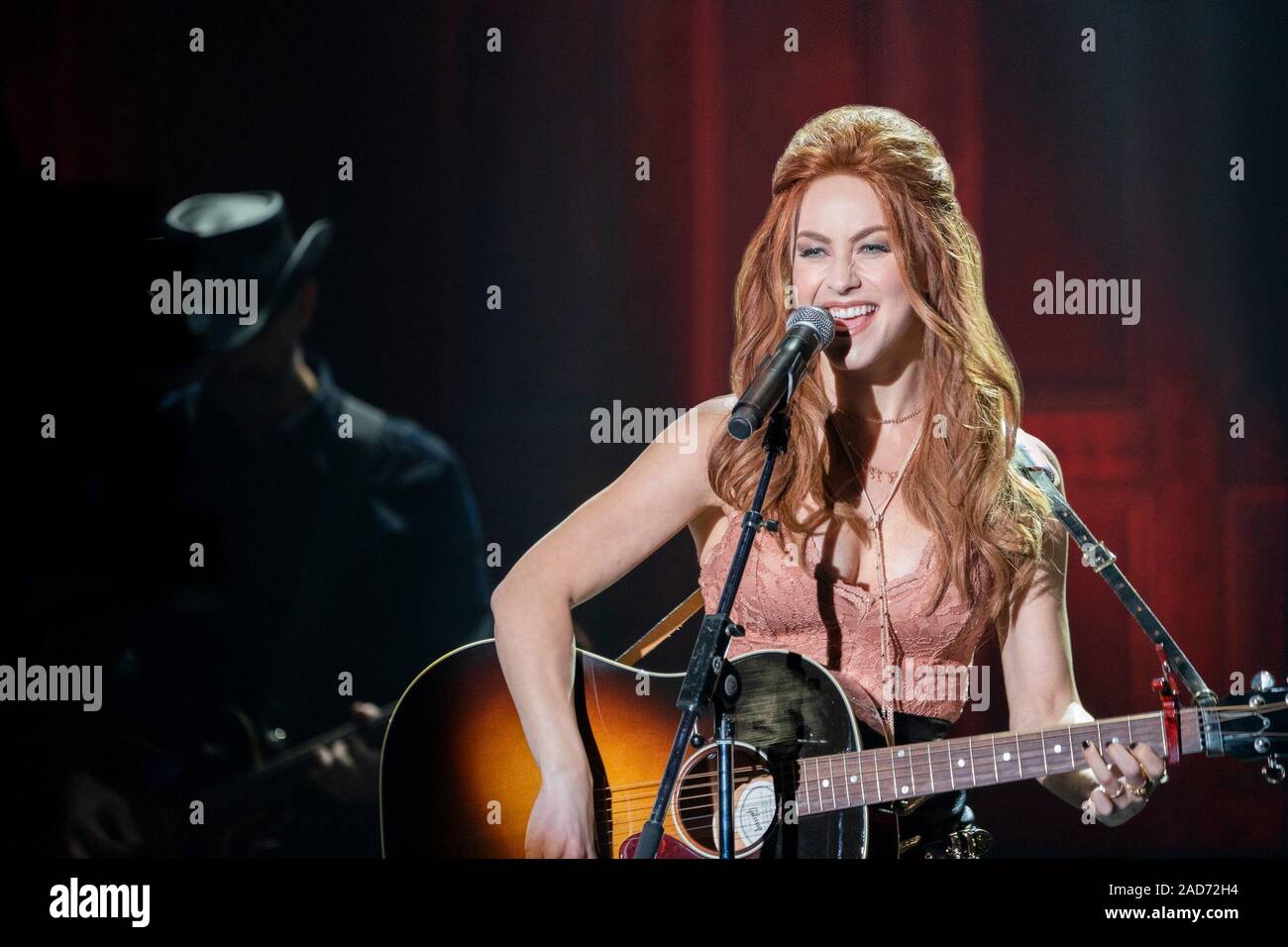 DOLLY PARTON'S HEARTSTRINGS, Julianne Hough, 'Jolene', (Season 1, ep. 104, aired Nov. 22, 2019