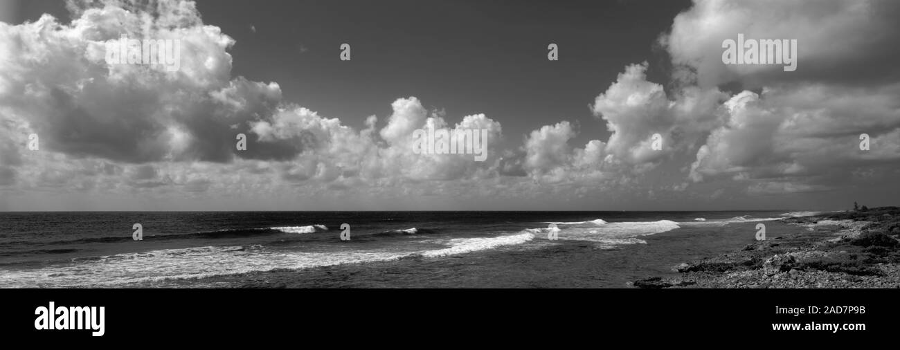 Grand Cayman, Cayman Islands, Empty beach on the island Stock Photo Alamy Grand Cayman, Cayman Islands, Empty beach on the island Stock Photo Alamy