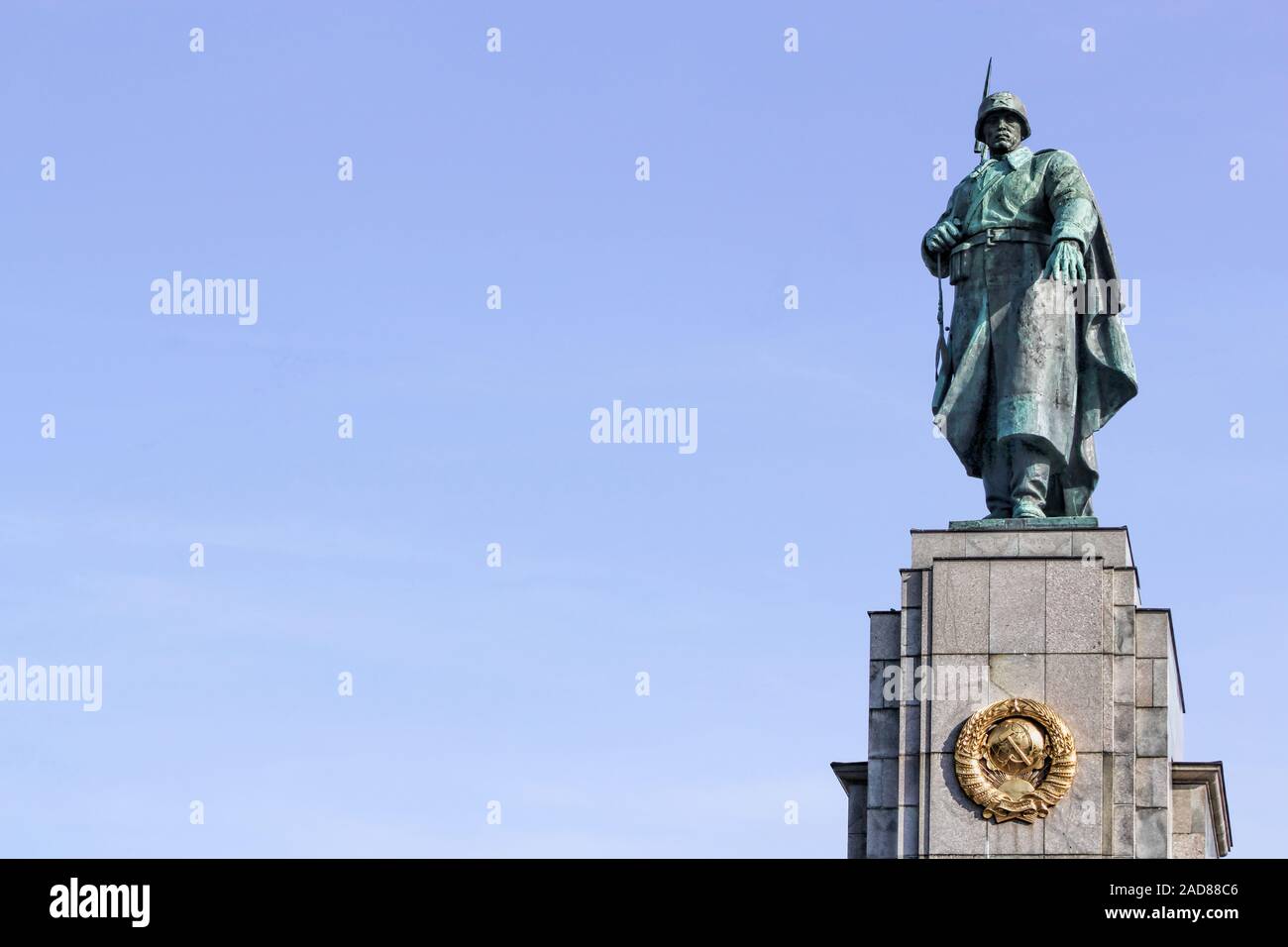 Soviet memorial horizontal hi-res stock photography and images - Alamy