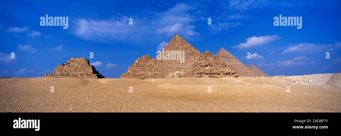 Ancient Egyptian pyramids, Giza, Egypt Stock Photo