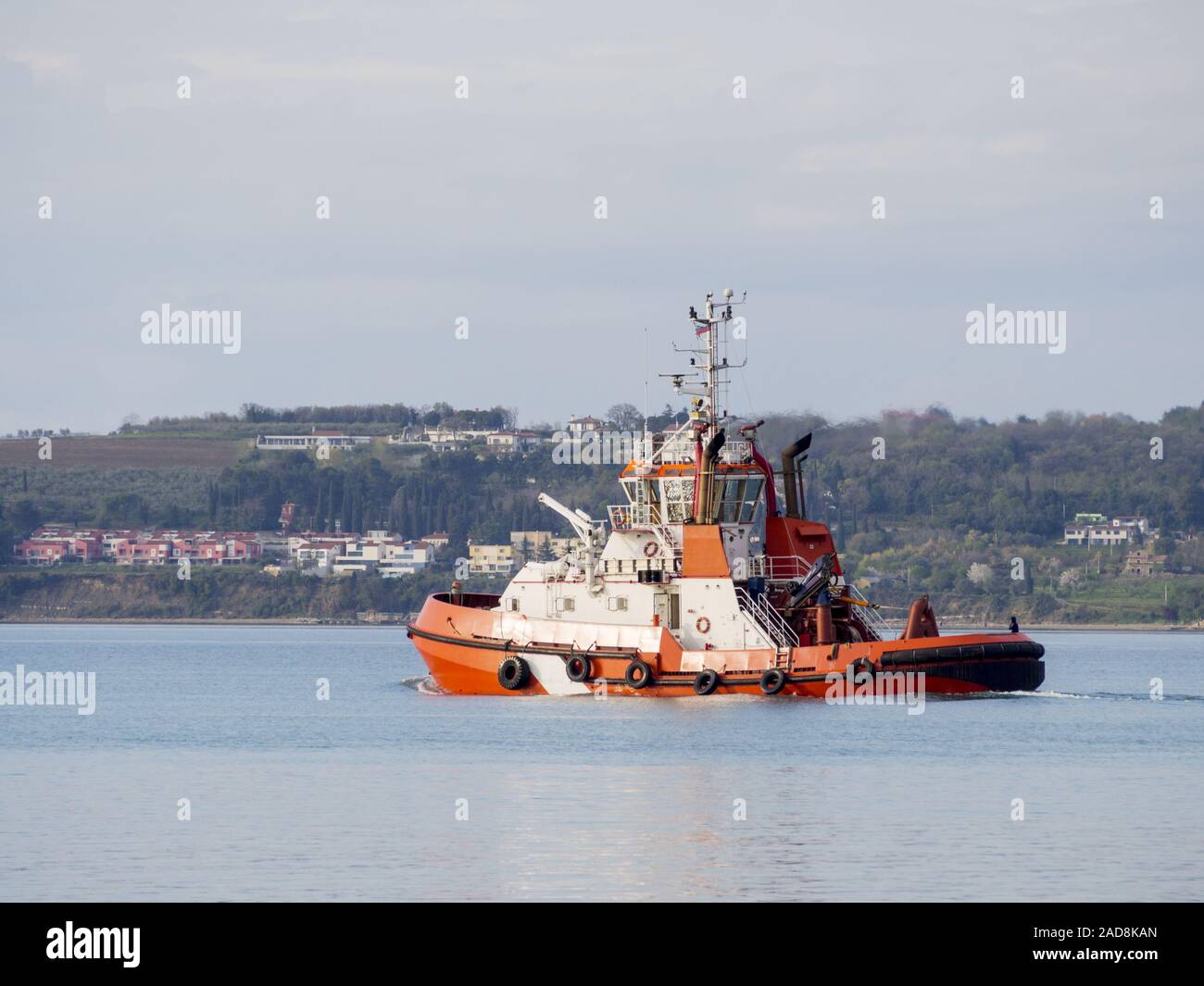 Port tug boat hi-res stock photography and images - Alamy