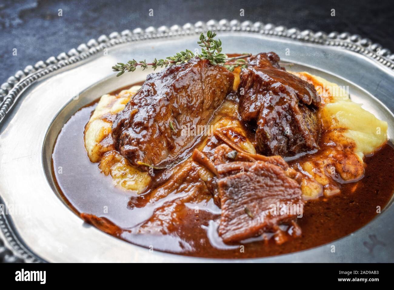 Veal cheeks hires stock photography and images Alamy