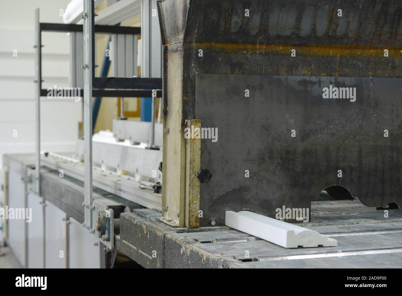 Press Mould For The Production Of Ceiling Moldings Plant For The