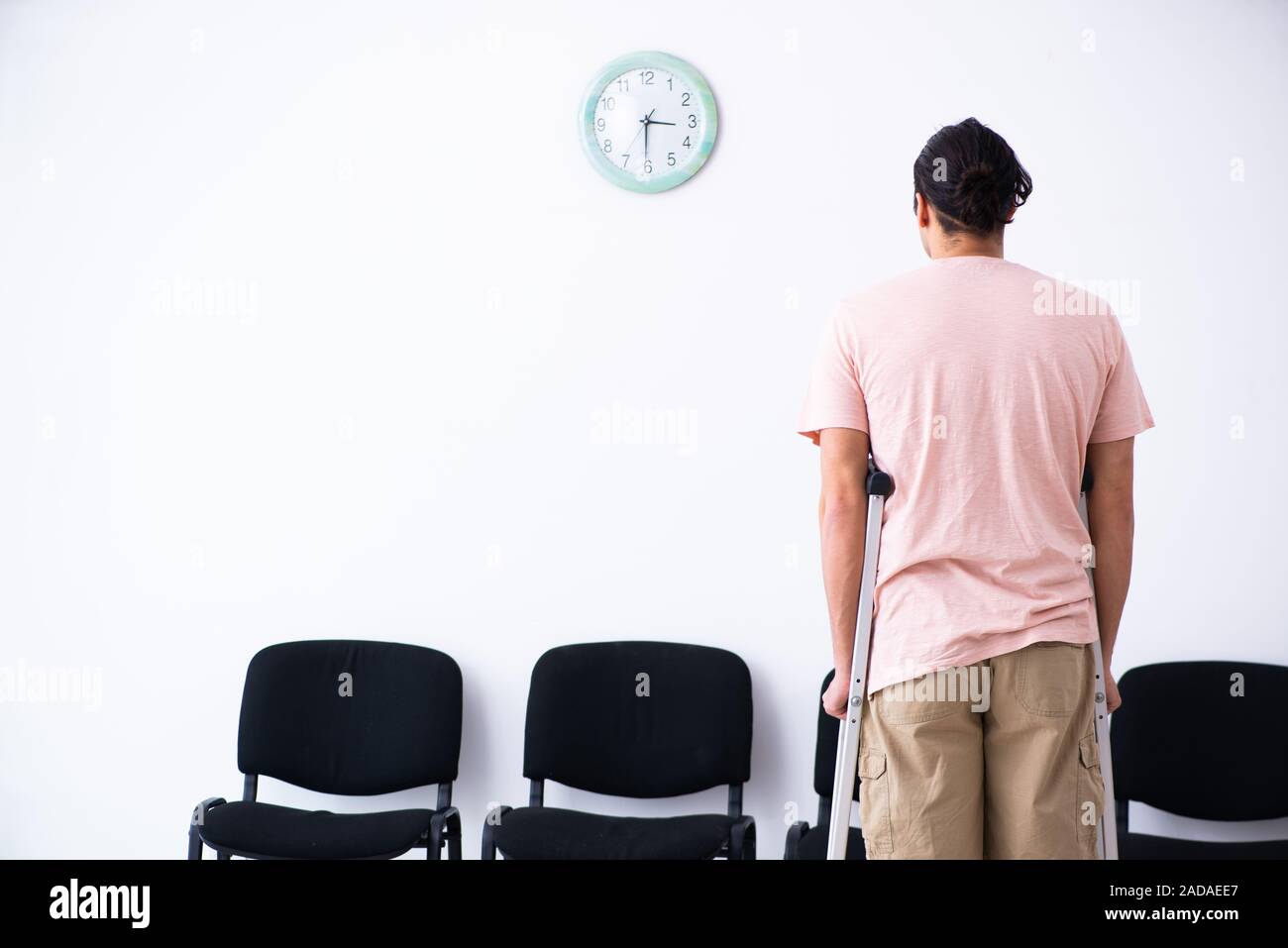 Hospital hallway rear view hi-res stock photography and images - Alamy