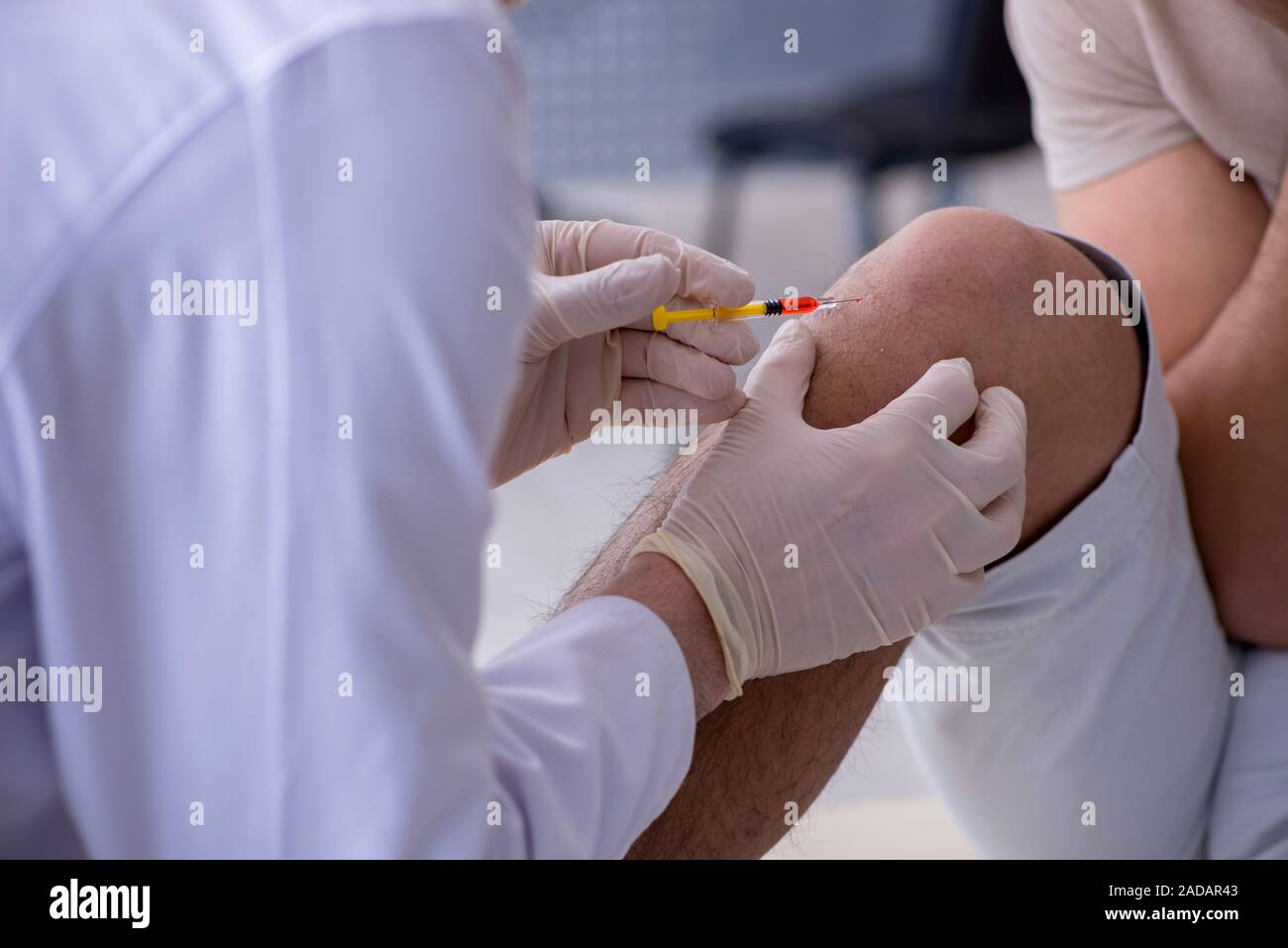 Male patient visitng doctor hi-res stock photography and images - Alamy