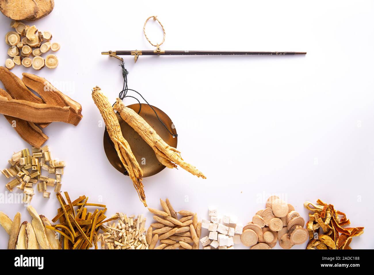 Chinese herbal medicine Stock Photo Alamy