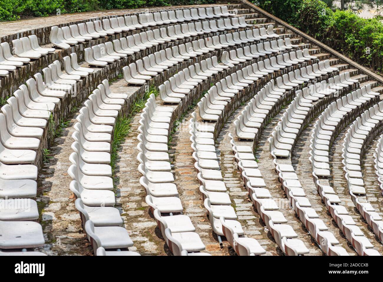 Empty circus arena hi-res stock photography and images - Alamy