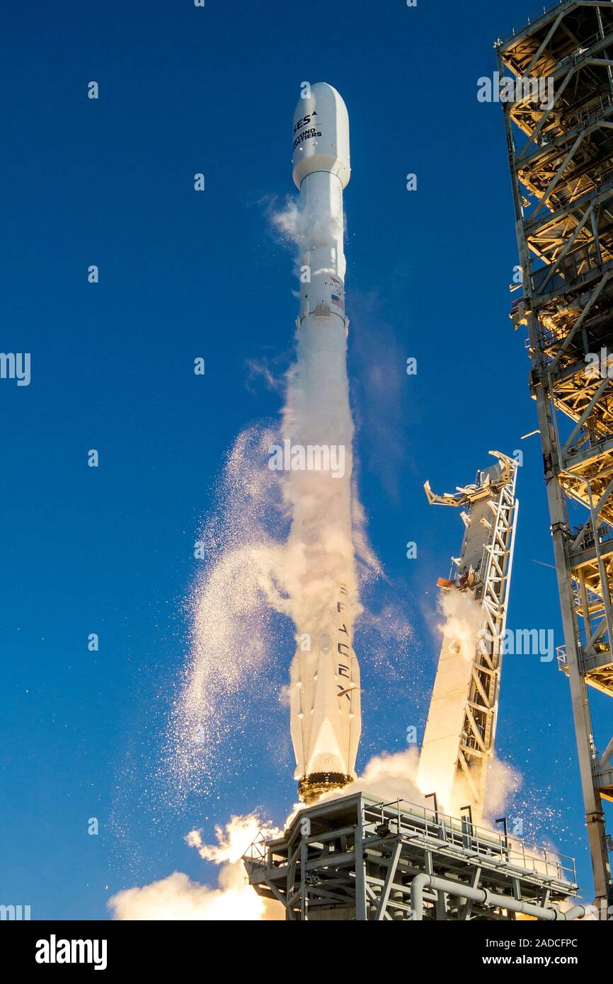 First SpaceX rocket reuse, March 2017. Launch of the SES-10 ...