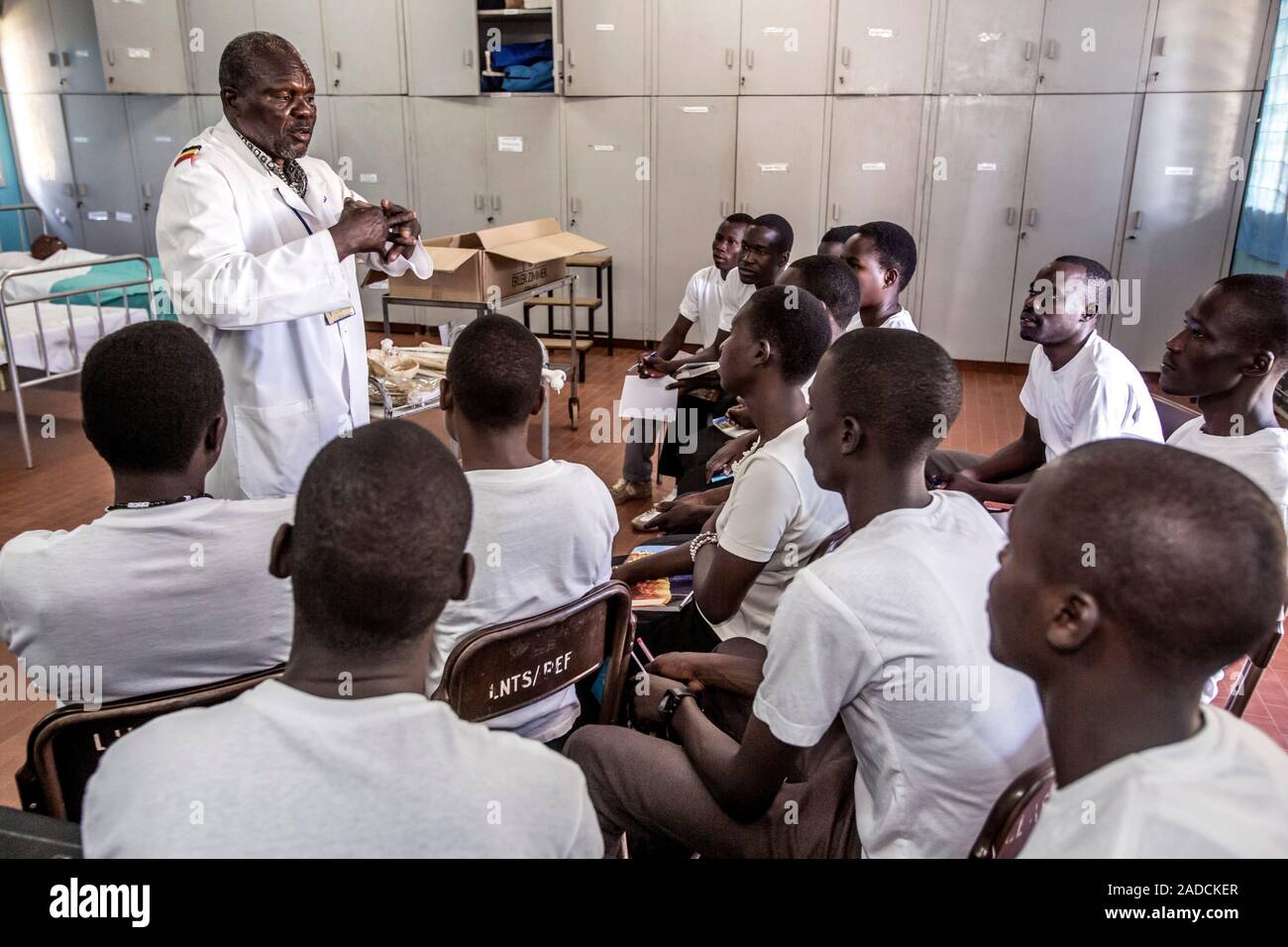 Medical students studying anatomy. Doctor teaching medical students at ... Biology Diagrams