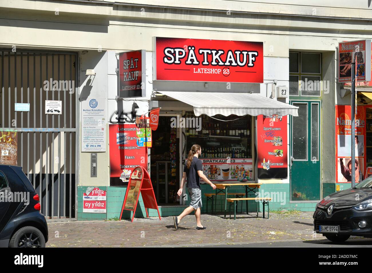 Spätkauf, Karl-Marx-Straße, Neukölln, Berlin, Deutschland Stock Photo