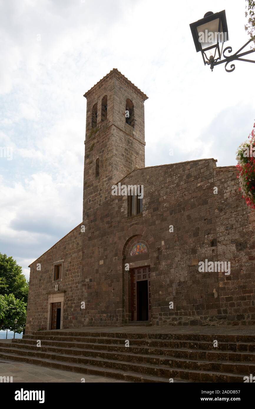 The exterior of St.Peter's church / Chiesa di San Pietro Apostolo in Radicofani Val d'Orcia Tuscany Italy EU Stock Photo