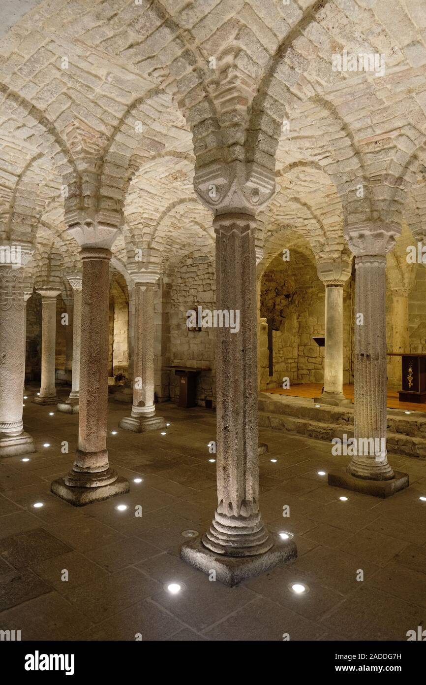 The 8th century carved stone Lombard crypt architecture Abbazia di San Salvatore / Abbadia San Salvatore, Monte Amiata,Tuscany Italy Stock Photo