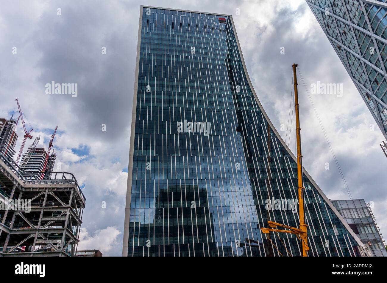 Canary Wharf, Skyscrapers Under Construction. Canary Wharf, Isle Of ...