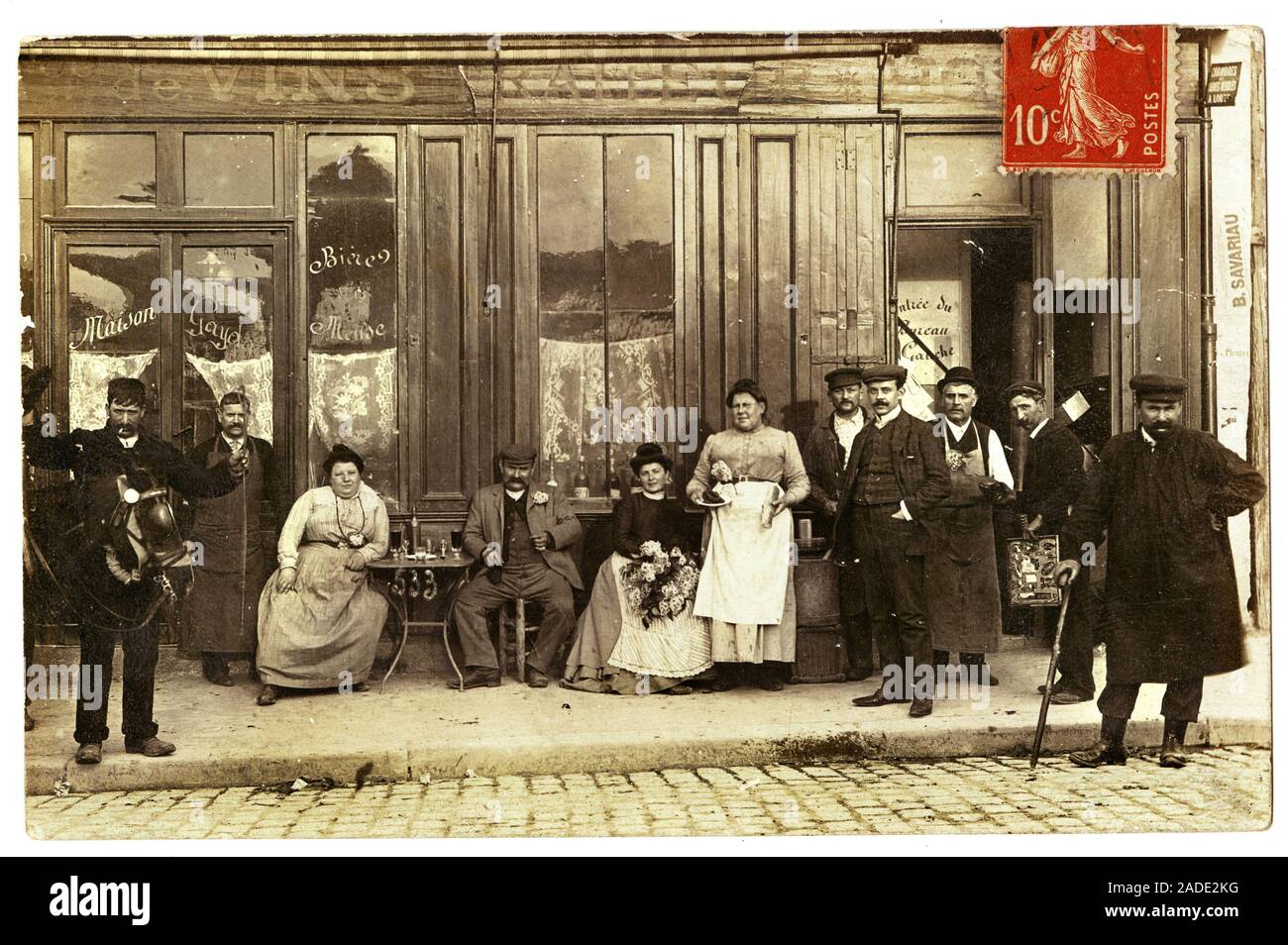 Commerce de vins, traiteur et hotel, maison Gayda, rue Brancion, Paris. Carte postale debut XXeme siecle. Stock Photo