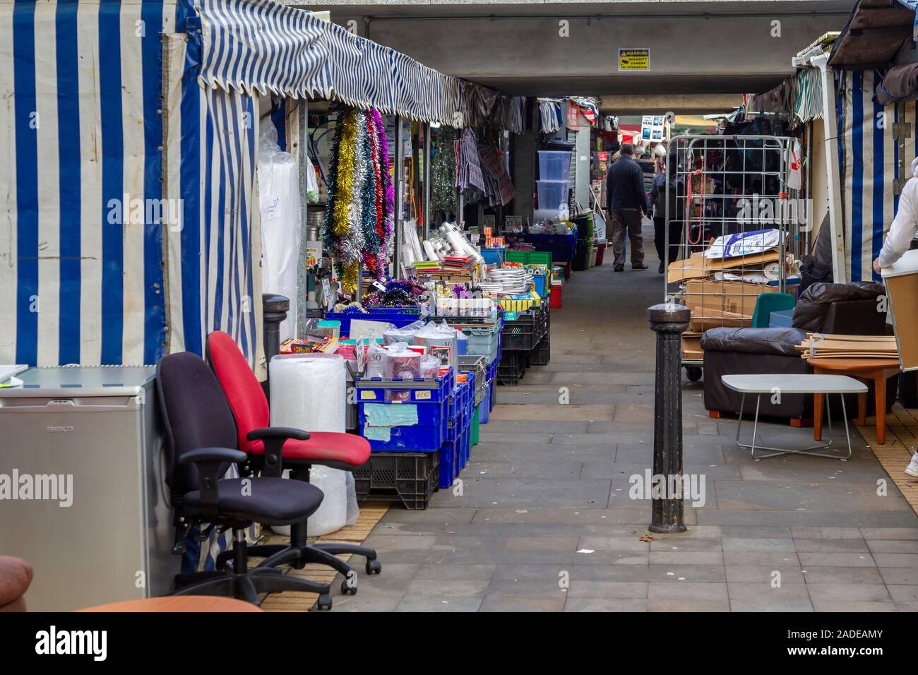 Milton keynes outdoor market hires stock photography and images Alamy