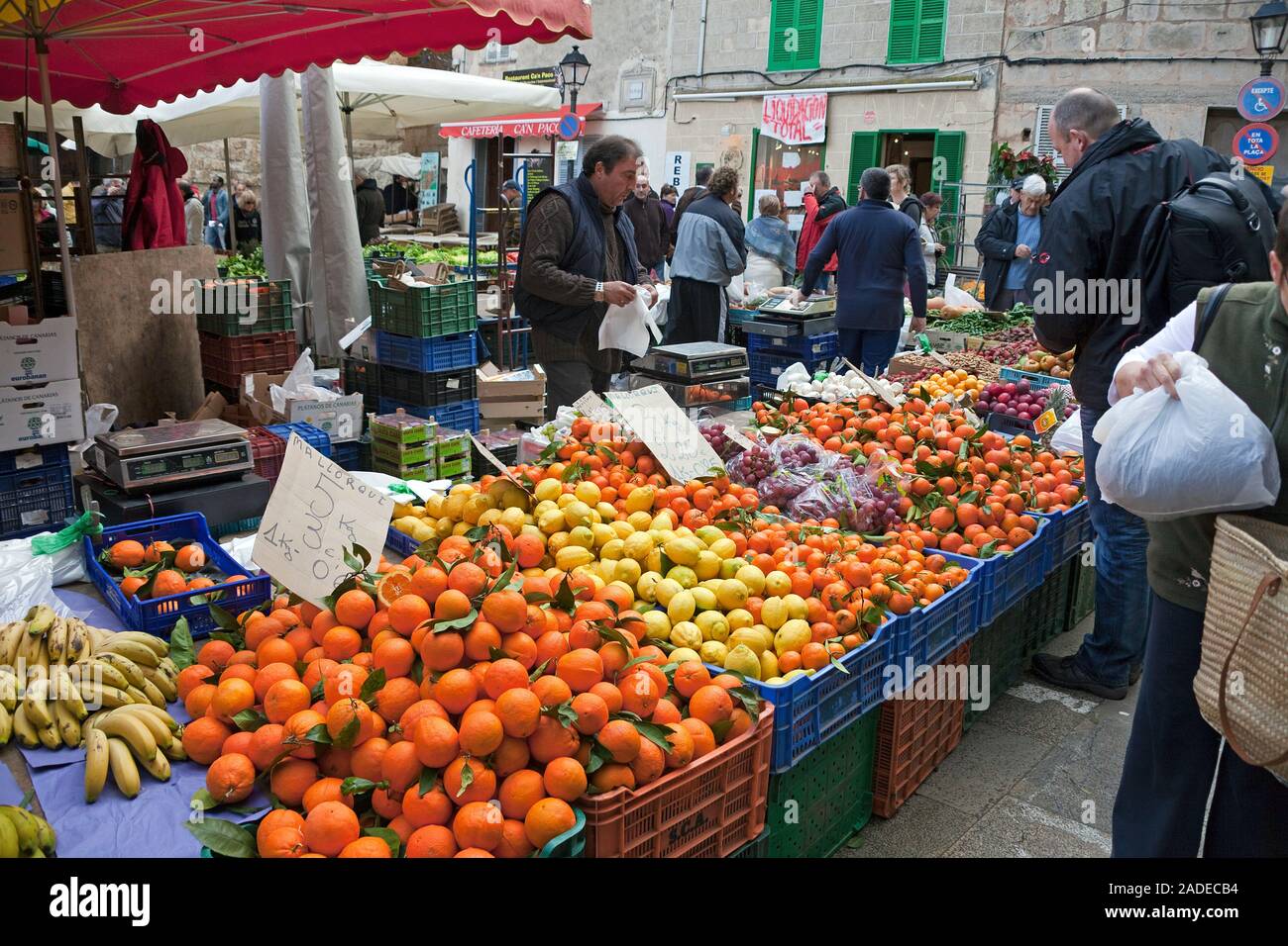 Weekly market at Sineu, Mallorca, Balearic islands, Spain Stock Photo