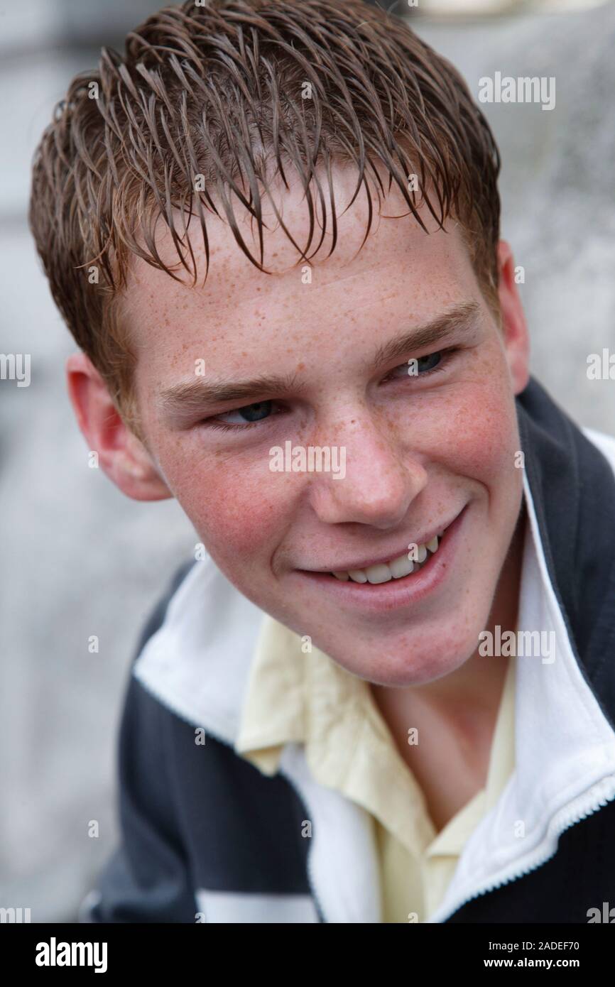 Portrait of teenage boy Stock Photo - Alamy