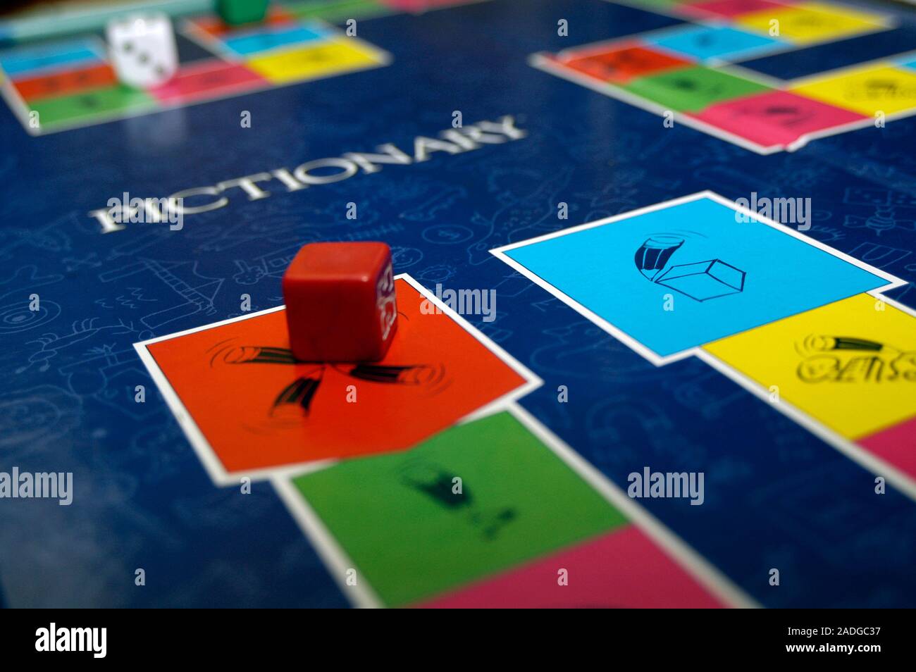 Pictionary board game Stock Photo Alamy