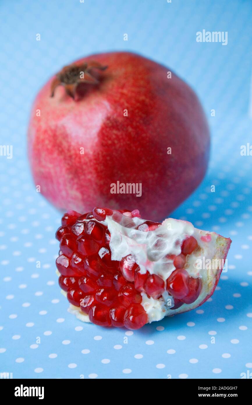 Pomegranate fruit. This fruit is rich in vitamin C, folic acid and antioxidants Stock Photo Alamy