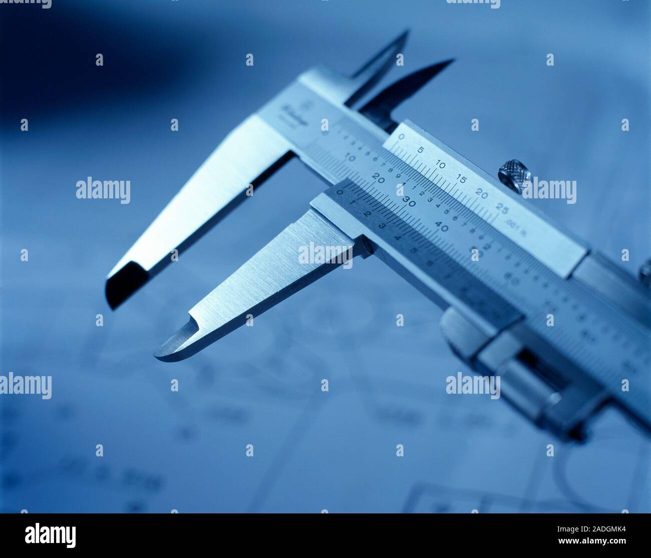 Vernier calipers. Accurate measurement of the size of objects up to 20