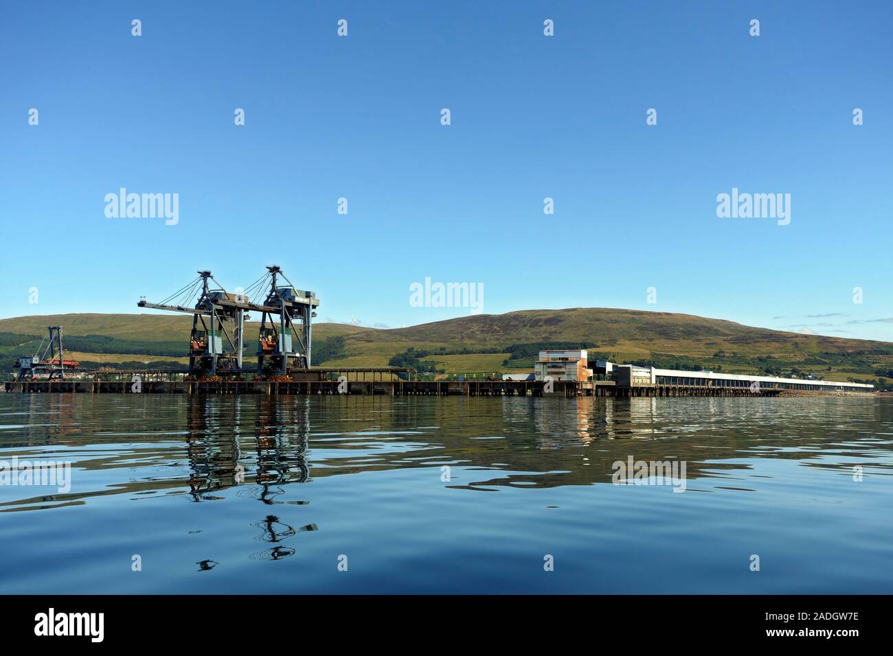 Two large coal cranes at the Hunterston terminal on the River Clyde in North Ayrshire, Scotland Stock Photo