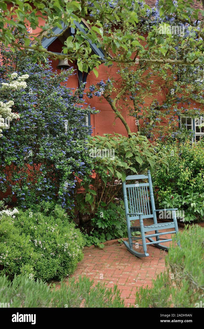 WYKEN HALL GARDENS, Stanton, near Bury St Edmunds, Suffolk, East Anglia