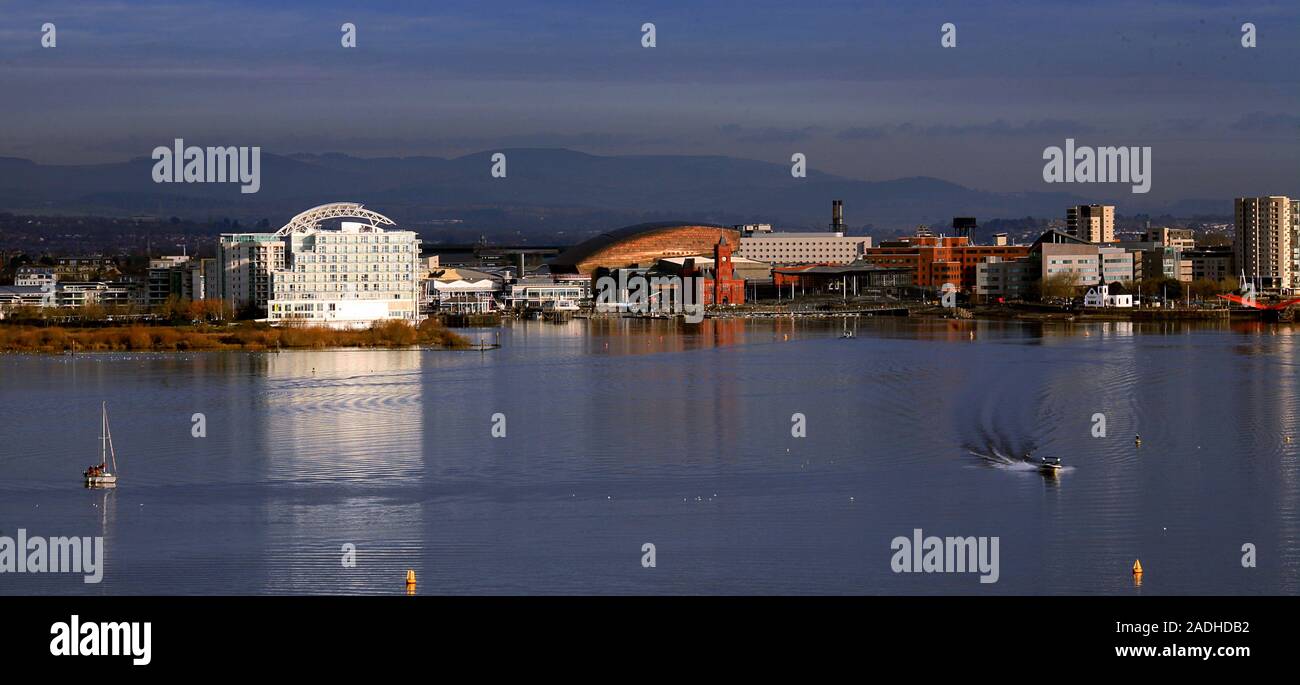 View overlooking Cardiff Bay showing official buildings in the background Stock Photo