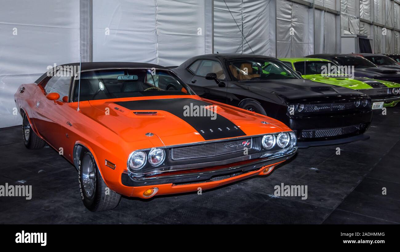 Dodge hemi 426 hi-res stock photography and images - Alamy