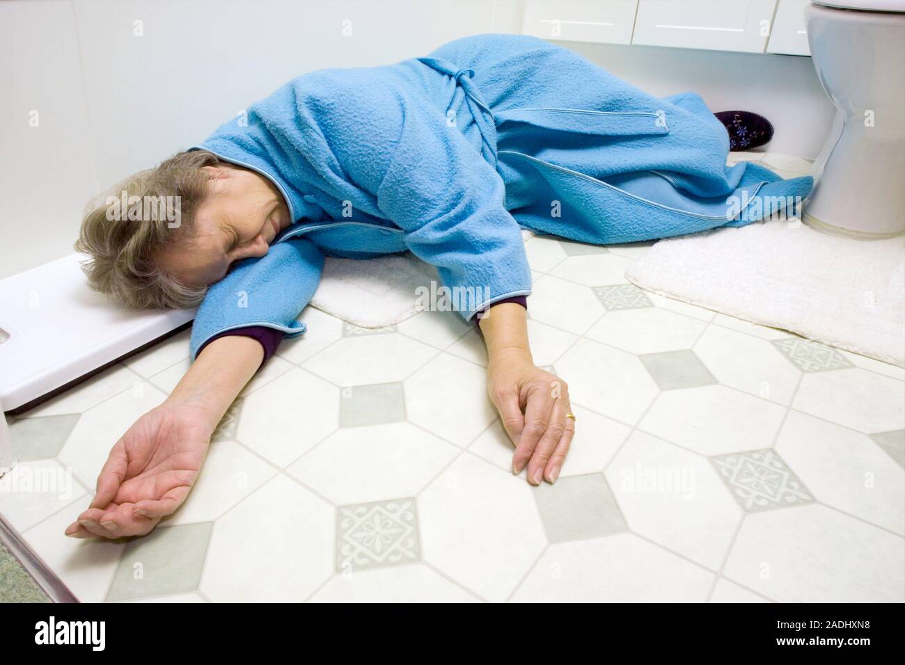 потеря сознания пожилого человека