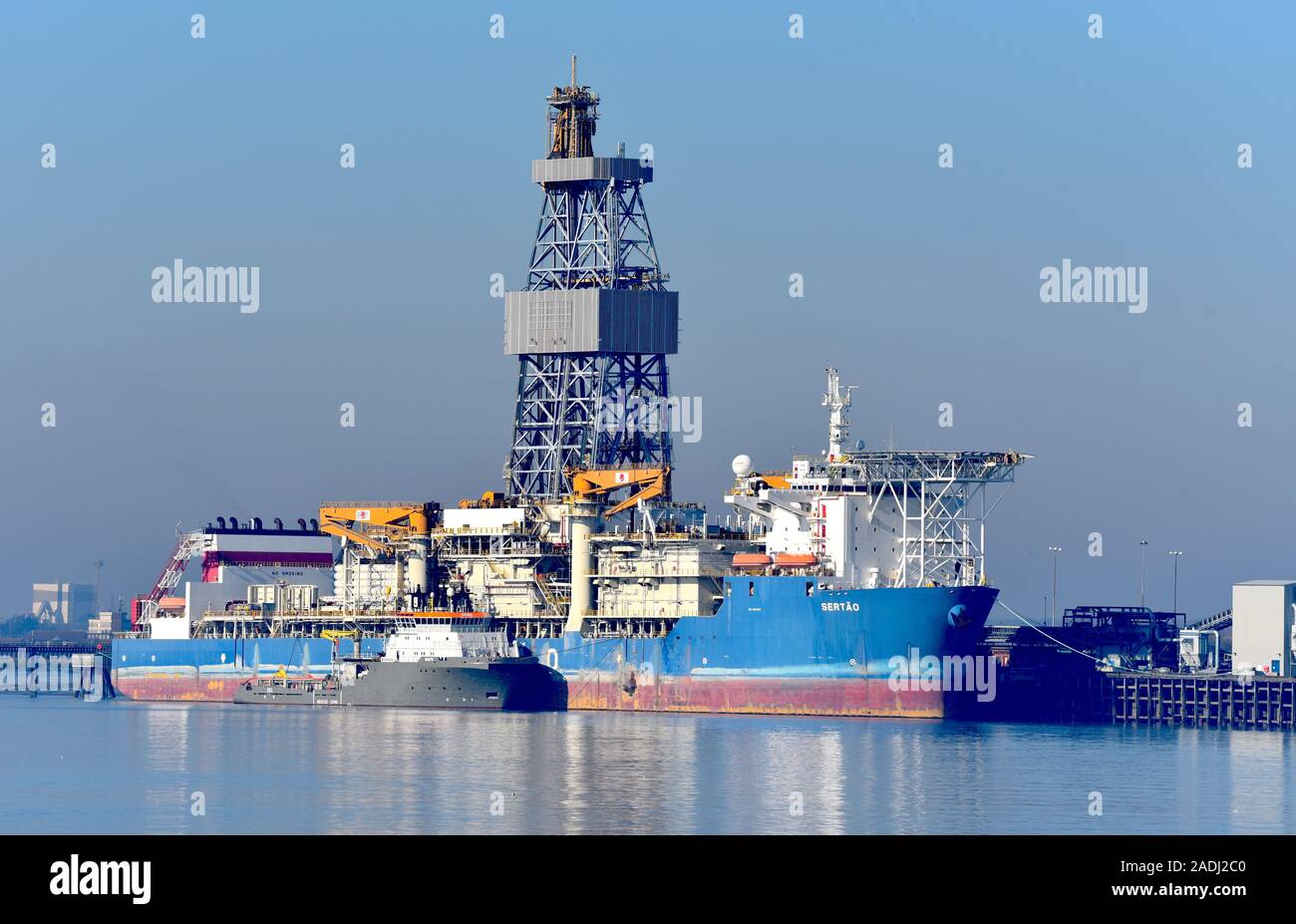 Sertao is a gigantic drill ship that is specialised in deep water ...