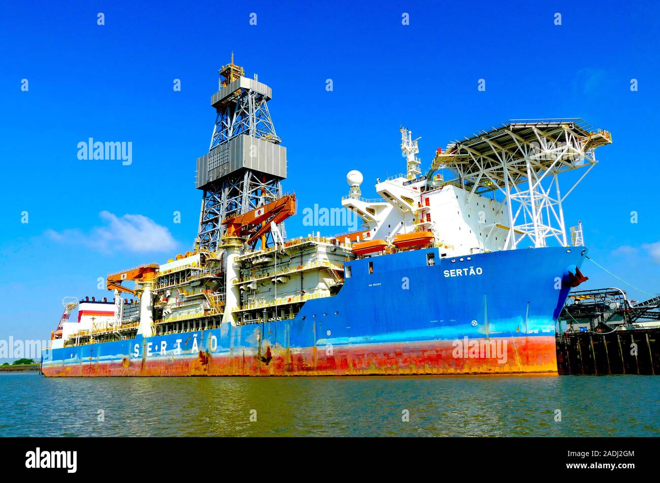 Sertao is a gigantic drill ship that is specialised in deep water