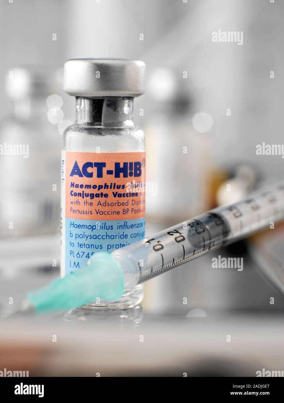 Вакцина хиберикс. Hib-вакцина. Хиб вакцина. Акт-Хиб вакцина. ААКДС-геп b+hib.
