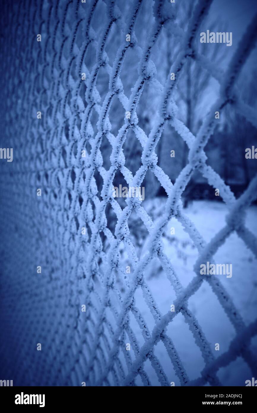 Frost covered metal hi-res stock photography and images - Alamy