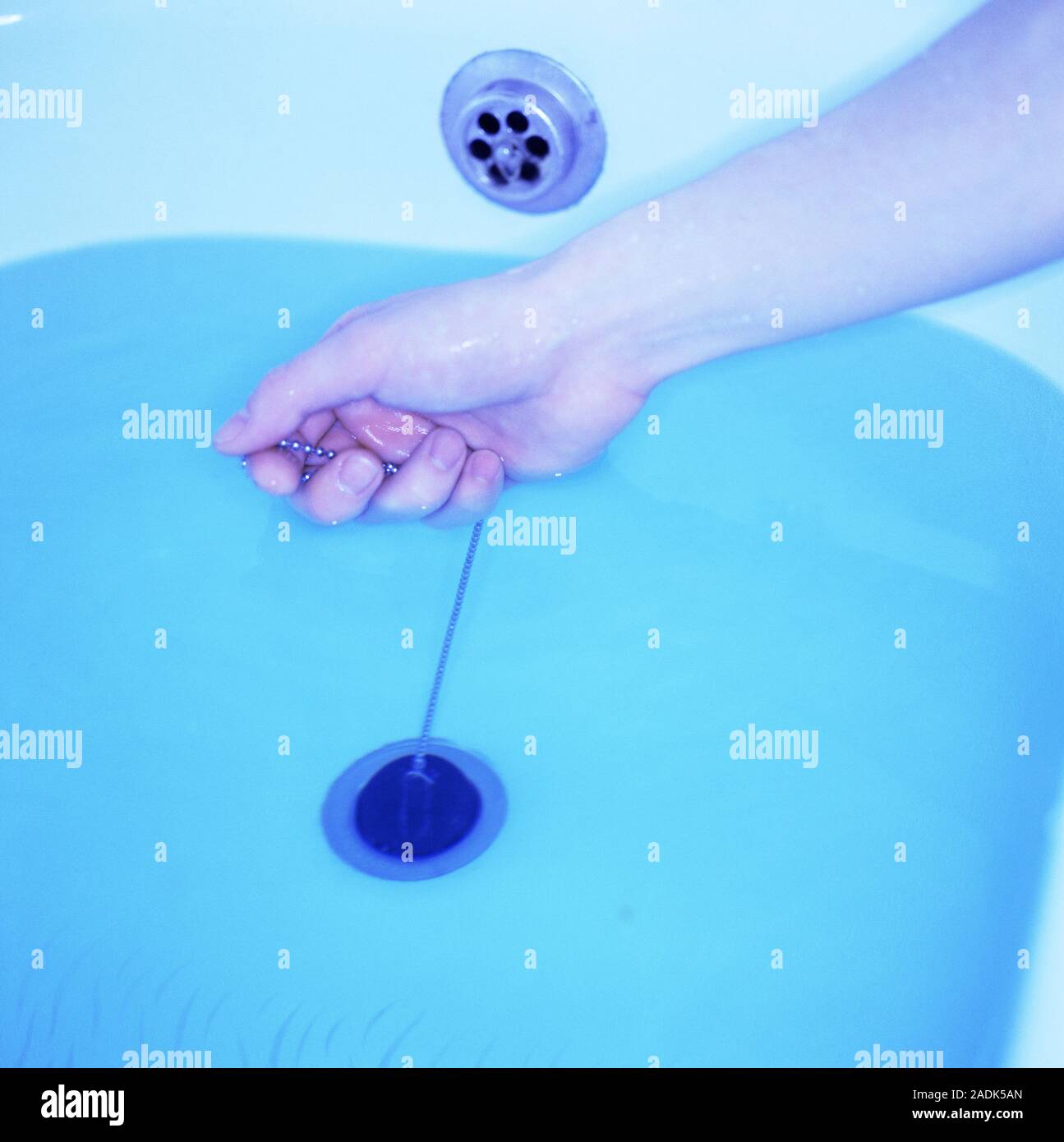 Сонник вода в ванной