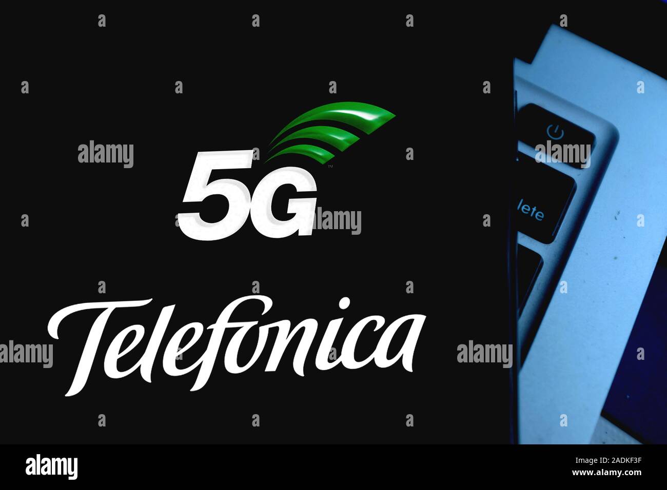Telefonica logo hi-res stock photography and images - Alamy