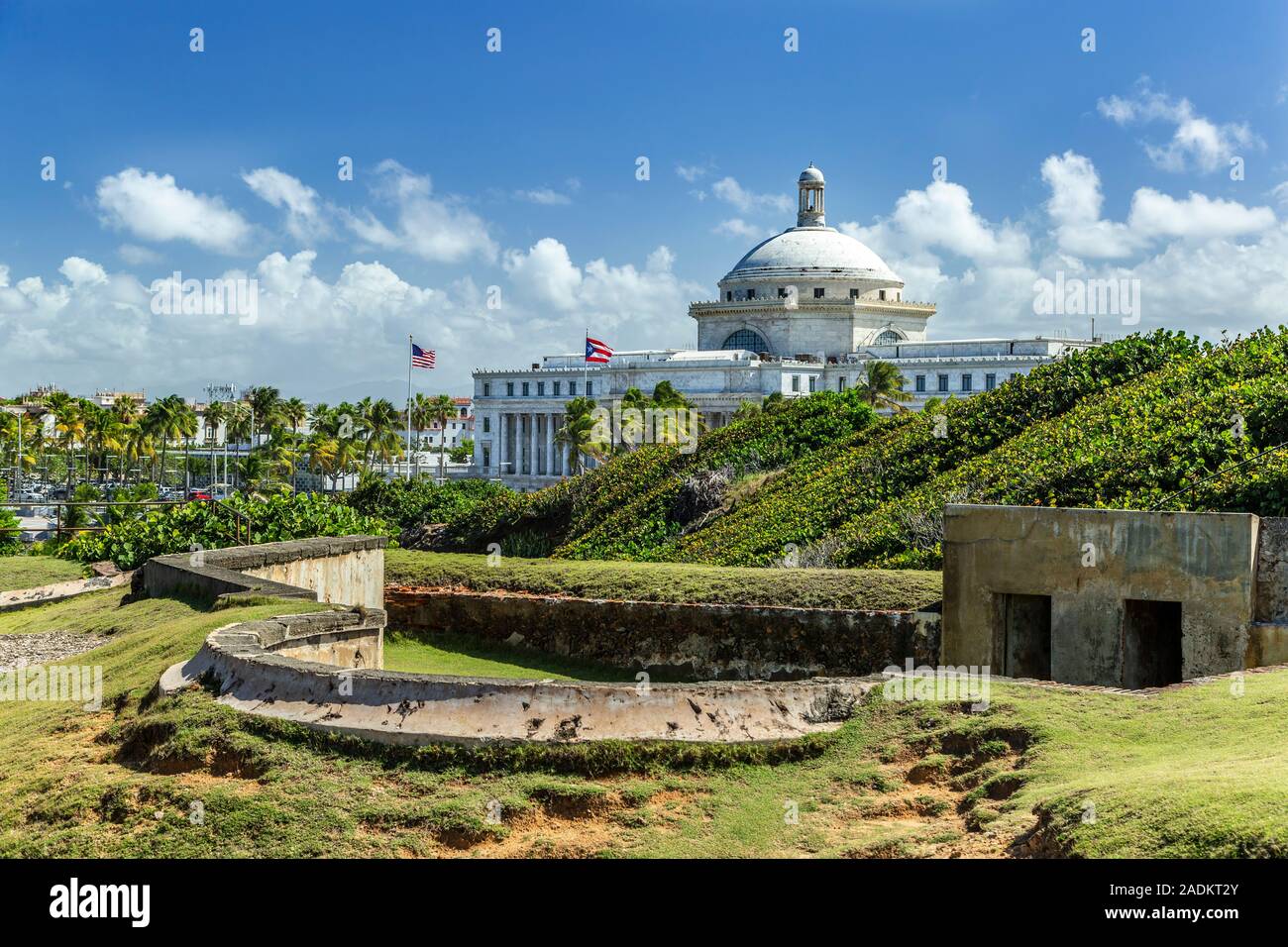 La Princesa Battery (foreground), San Cristobal Castle  (1765-1783/foreground) and Puerto Rico Capitol Building, San Juan National  Historic Site, Old S Stock Photo - Alamy