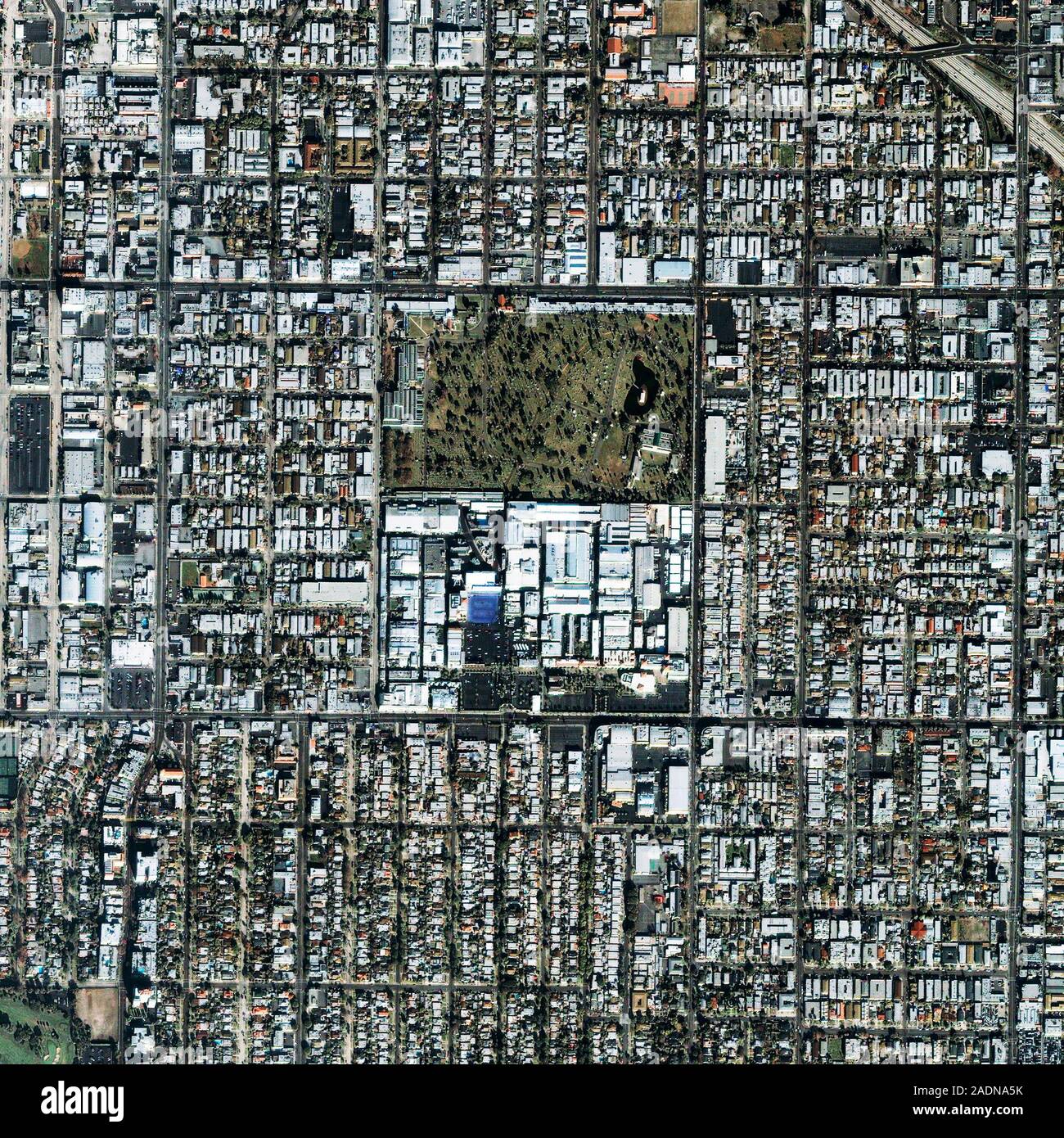 Paramount Studios, Los Angeles, California, USA, as seen by the Ikonos satellite. Paramount Studios, founded in 1913, is the longest continually opera Stock Photo