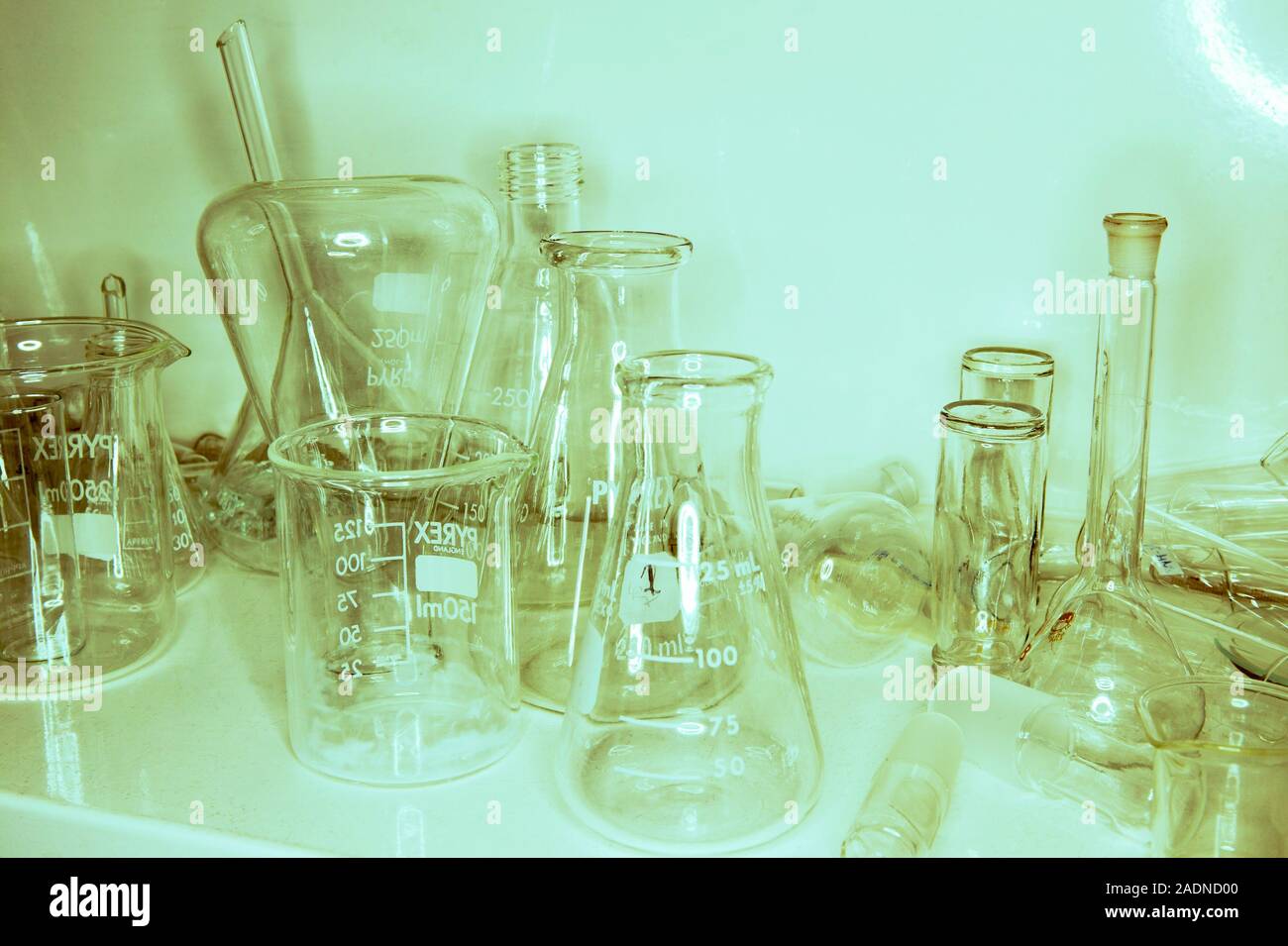 Laboratory glassware. Beakers, conical flasks, funnels, volumetric flasks and various glass