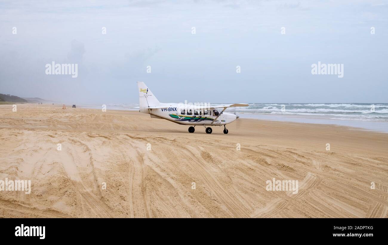 Aircraft plane beach australia hi-res stock photography and images - Alamy